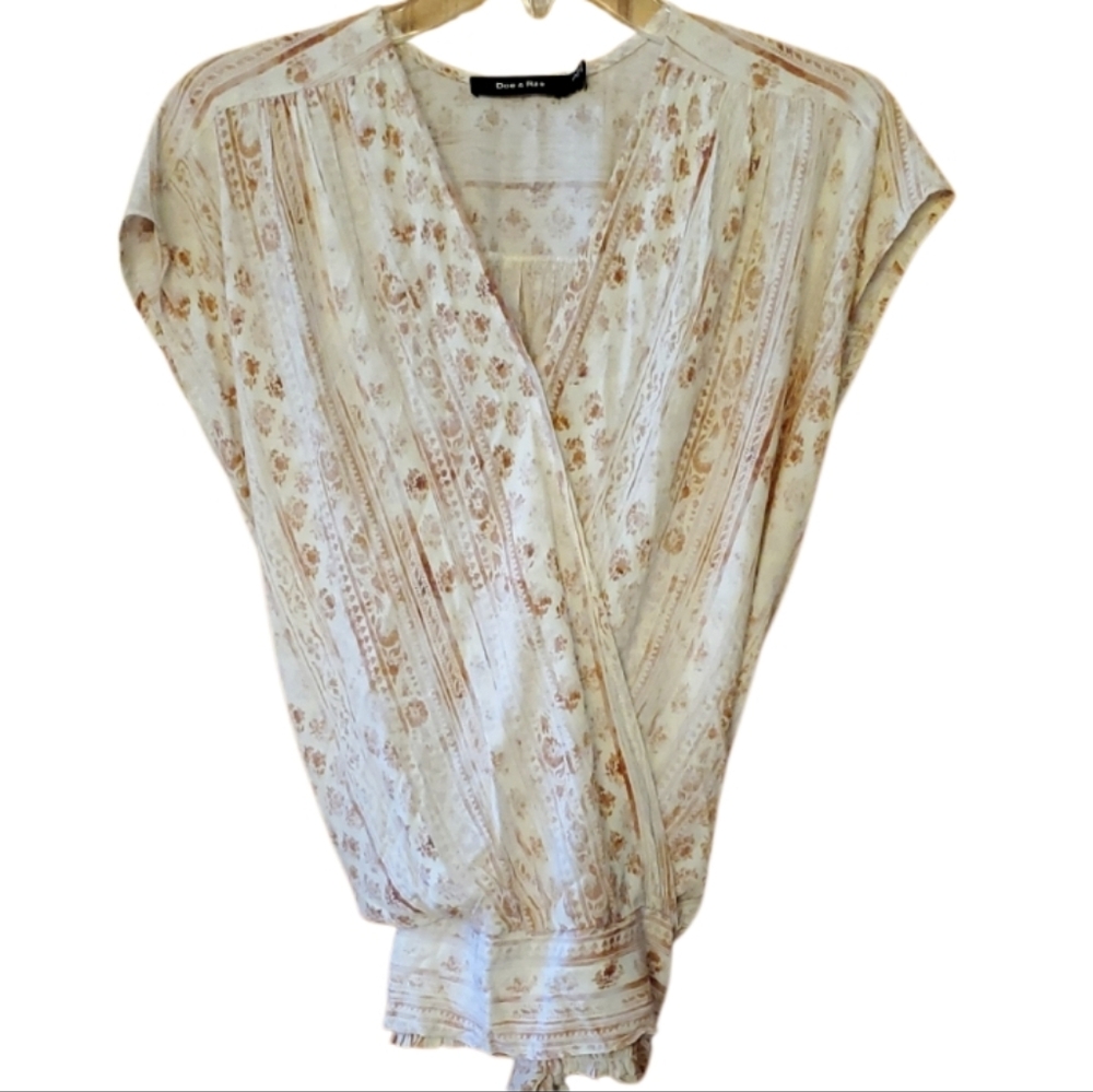 Doe & Rae Floral Rayon Cream and Rust Movk Wrap Tie Back Blouse Size Small
